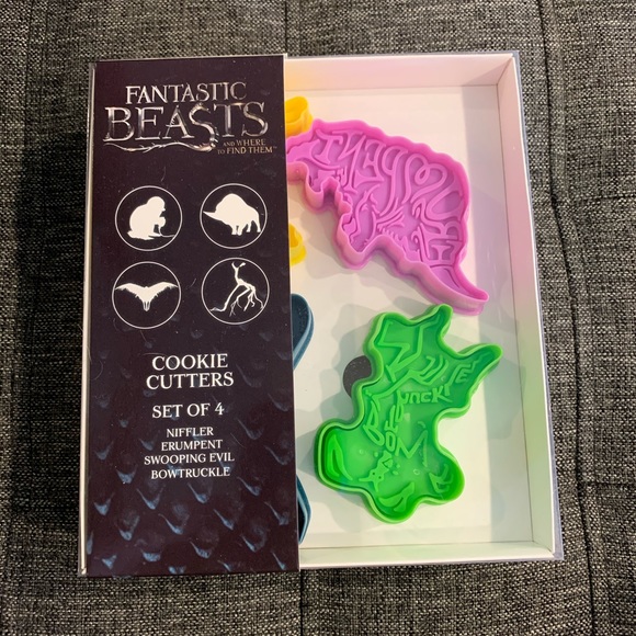 NOT FOR SALE Fantastic Beasts Cookie Cutters - Picture 1 of 2